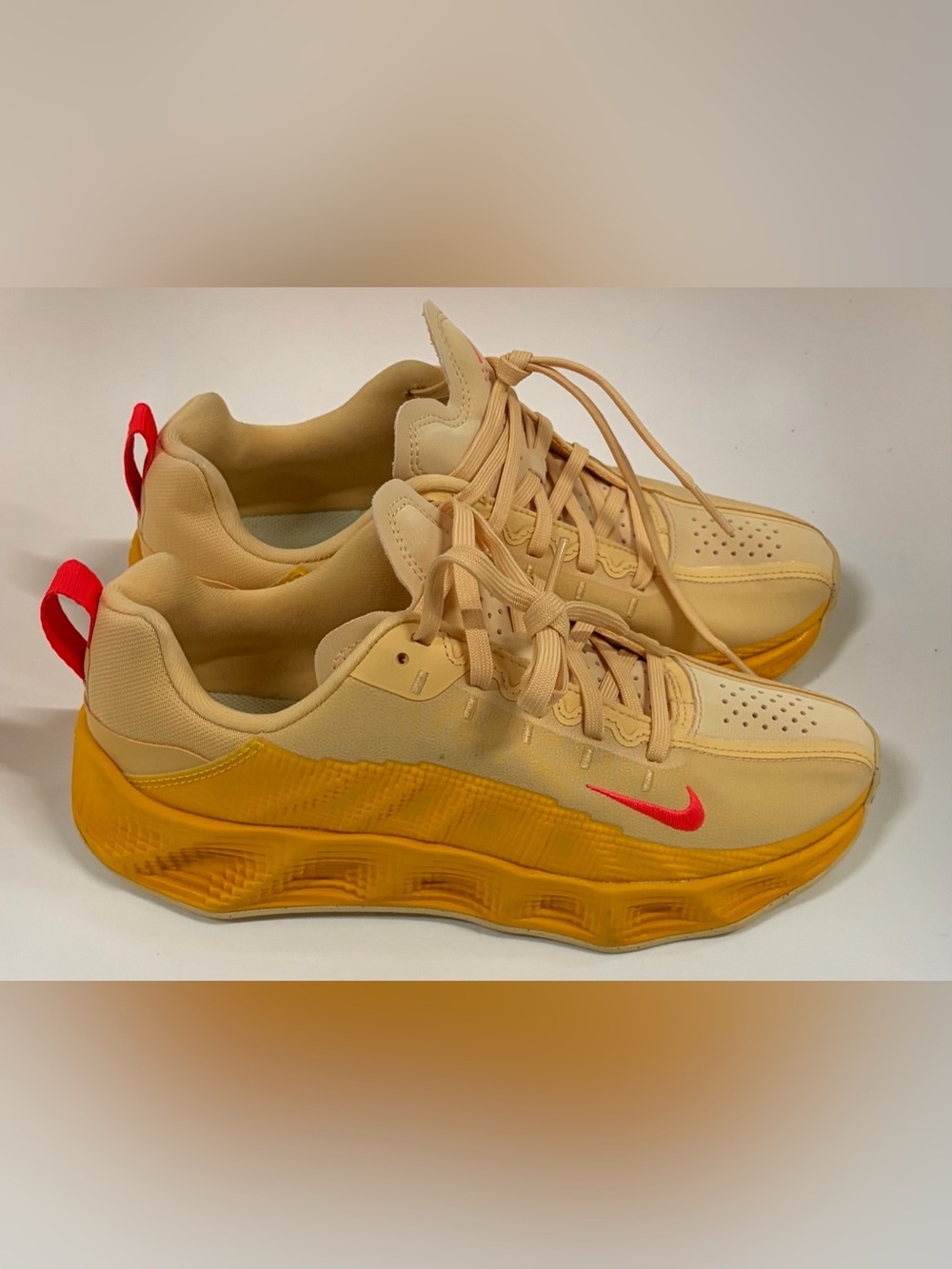 Nike Ava Rover Celestial Gold Big Kids GS Shoes HF6331-200 Size 5.5Y Women 7